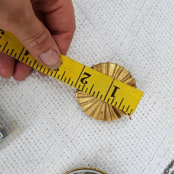 Vintage Locket‎ Collection - Picture 9 of 13